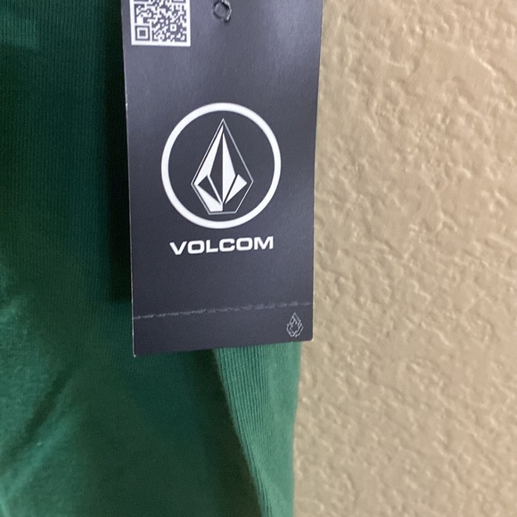 Volcom Tee Shirt - Picture 3 of 4